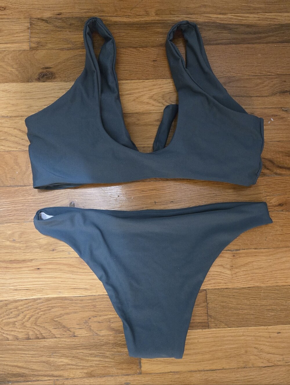NEW Slate Blue Tie Front Bikini Set Two Piece Swimsuit Medium Beach Resort Swim - Picture 4 of 4